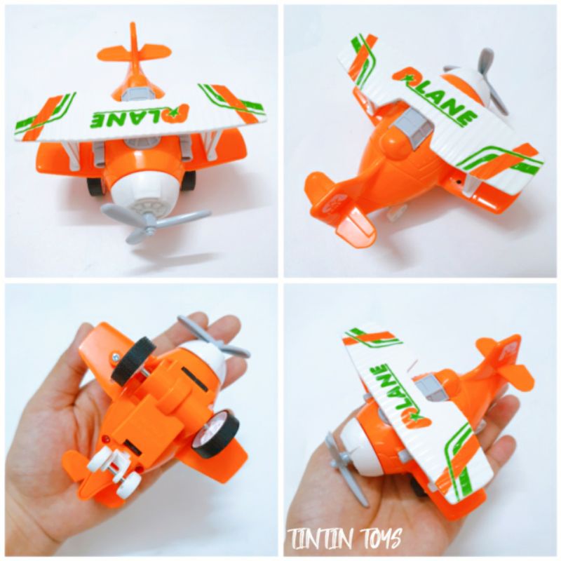 Đồ chơi máy bay trực thăng có trớn
