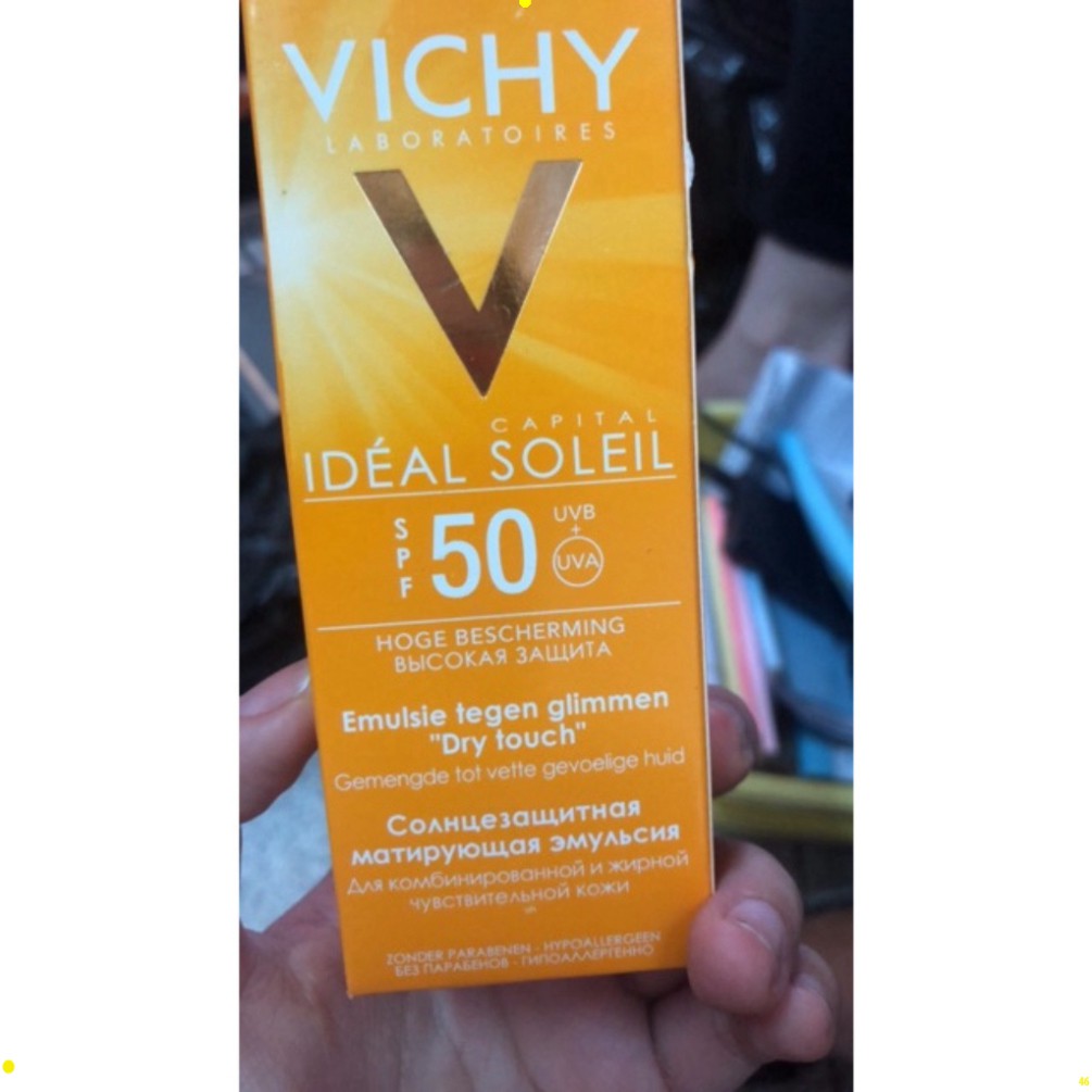 Kem chống nắng Vichy 60ml chính hãng của pháp, kem chống nắng không nhờn da, dưỡng trắng da sáng mượt căng mịn klk