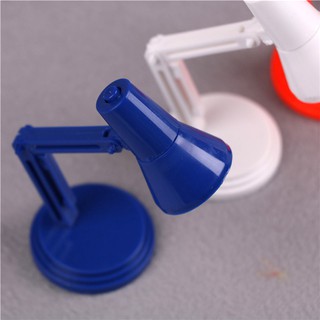 Đèn Led Đọc Sách Mini Cho Nhà Búp Bê 1 / 12