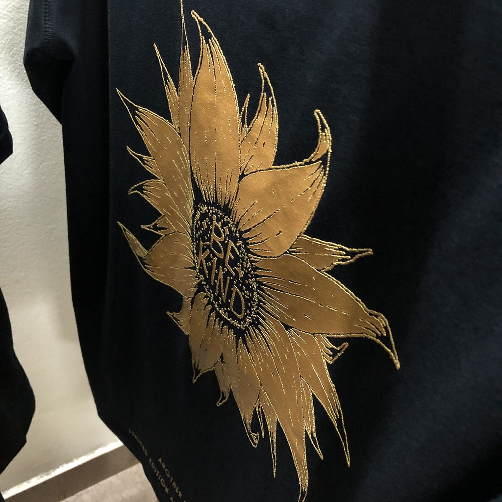 Áo phông in Golden BEKIND - Limited Edition - AP052