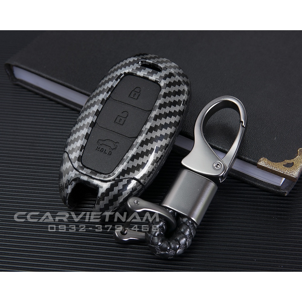 Ốp Chìa Khóa Ô Tô Hyundai Accent 2018-2020, Kona 2018-2020, Santafe 2019-2020 (Mẫu 3 nút) Vân Carbon Cao Cấp