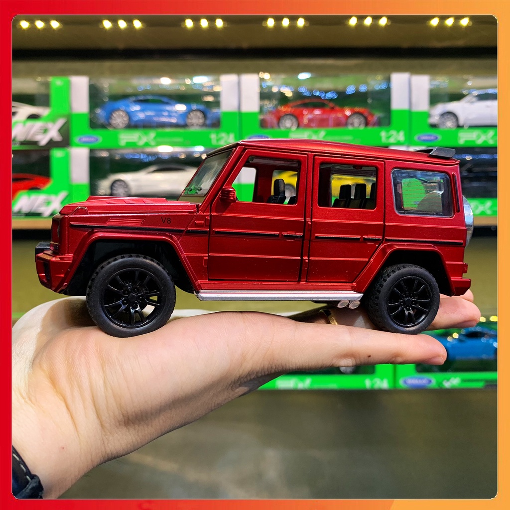 Mô hình xe Mercedes-Benz AMG G63 tỉ lệ 1:32 hãng CHEZHI khung kim loại, 3 màu Đen, Đỏ, Trắng