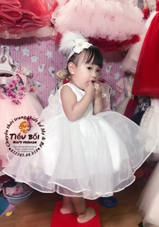 Đầm voan trắng nơ vai