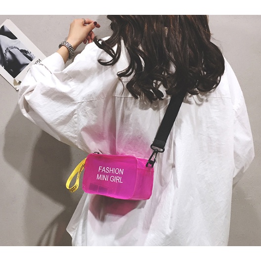 túi xách Hologram TXT2 quai chéo có chữ bao Ulzzang