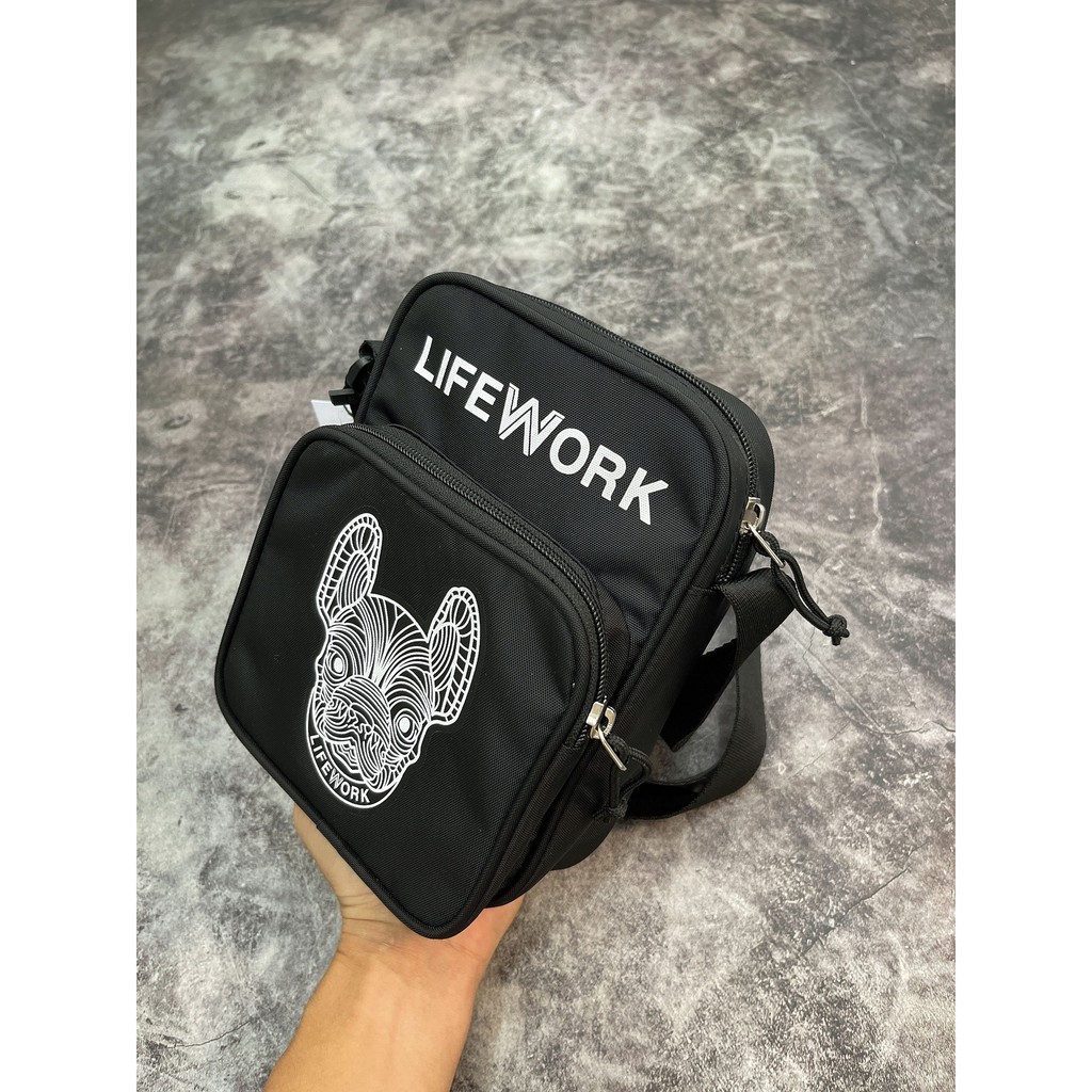 Túi Đeo Chéo LIFE.WORK Logo Mini Bag Black B361