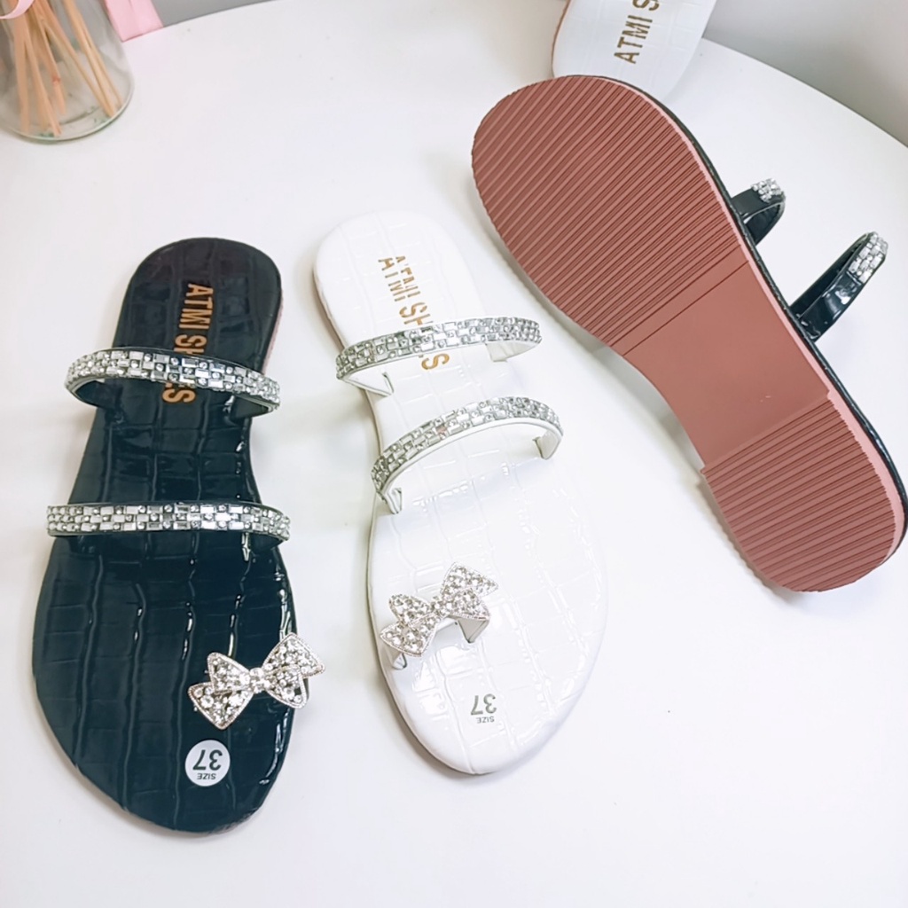 Dép Nữ đẹp Xỏ Ngón Đính Đá Quai Mảnh đi biển thời trang hè 2021 mã DDXB MINHTUYETSHOES