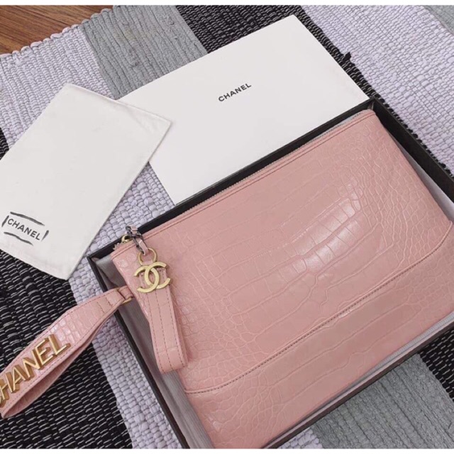 Cluth CN  gabrielle hot hit