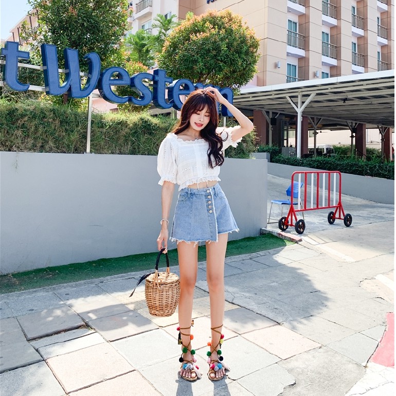 Quần short denim lưng cao kiểu dáng Hàn Quốc | BigBuy360 - bigbuy360.vn