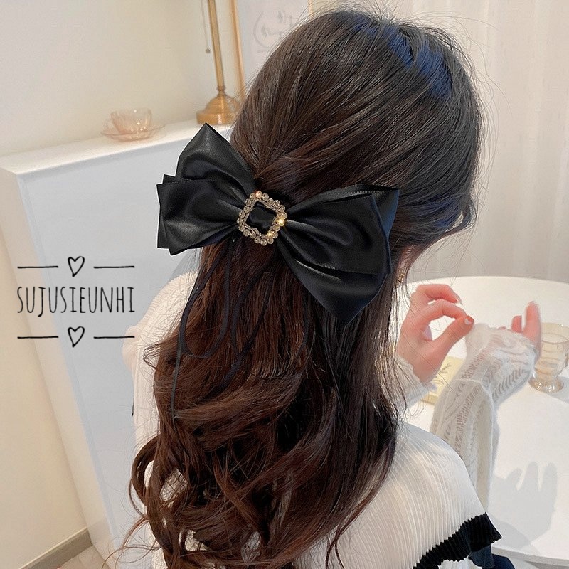 Kẹp tóc bấm nơ bản to đính đá hình vuông tua rua đeo sau đầu phong cách Hàn Quốc