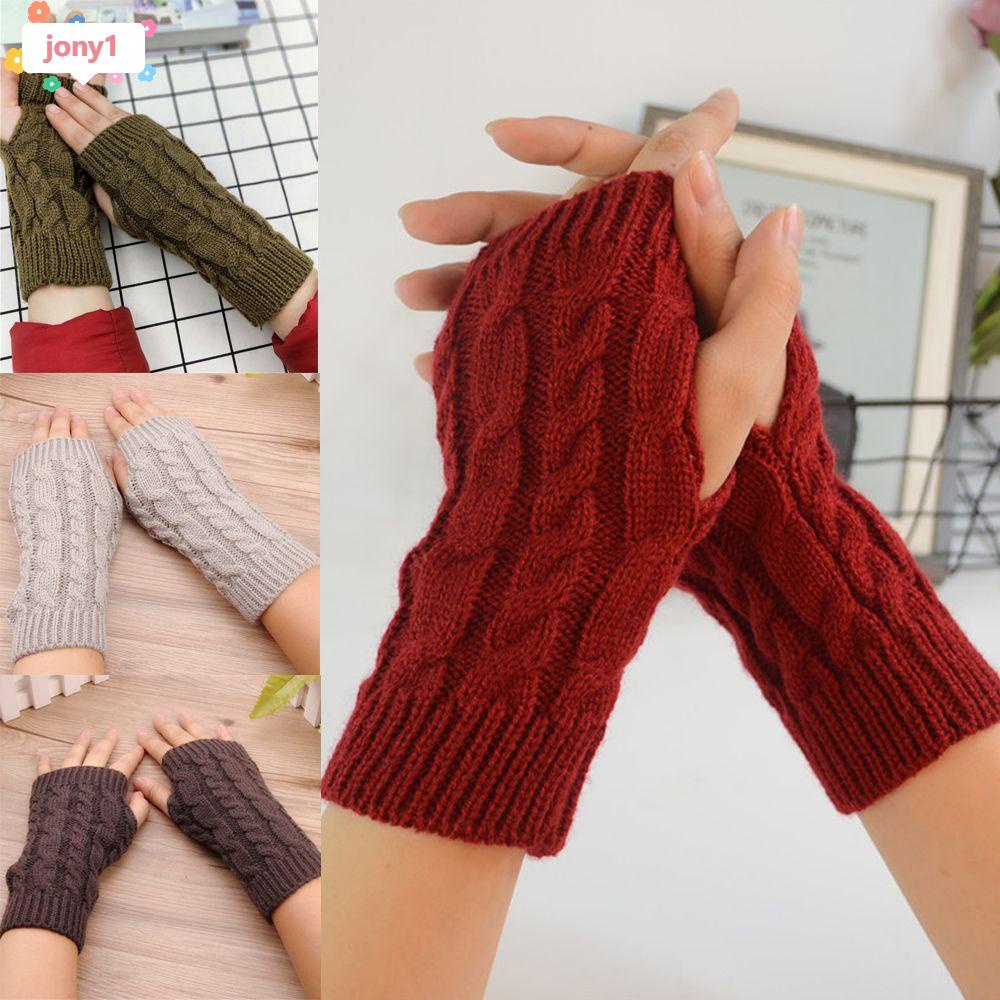 Đôi găng tay dệt kim hở ngón giữ ấm mùa đông dành cho nữ