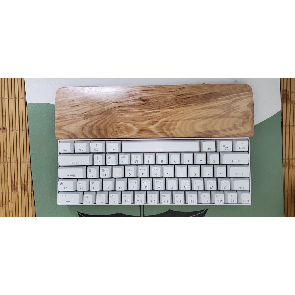 Kê Tay bàn phím cơ Wooden Wrist Rest | Gỗ Tần Bì  sơn PU hoàn thiện | Kích thước dài 30cm - 36cm - 44cm