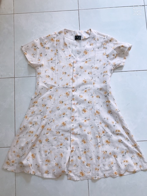 Váy thiết kế thanh lý