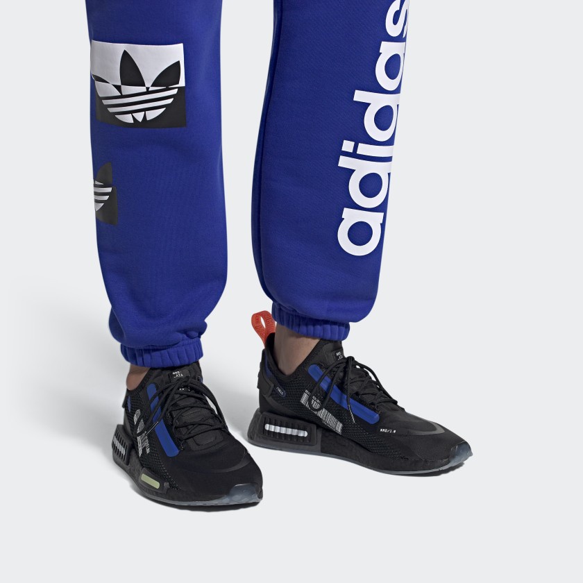 Giày Nmd_r1 Spectoo "core Black / Yellow Tint" Fz3201 - Hàng Chính Hãng - Bounty Sneakers