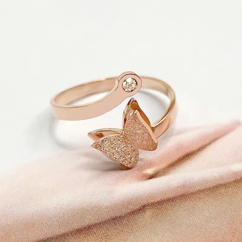 Dây chuyền ngắn mạ vàng hồng 18K bằng thép titan mặt hình bướm đơn giản dễ phối đồ phong cách Nhật Hàn làm quà cho nữ