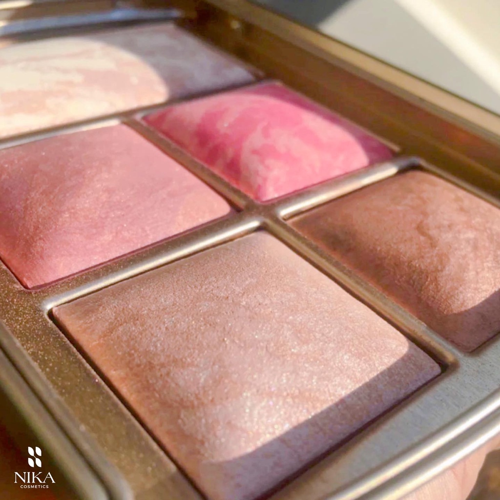 Bảng highlight Hourglass Ambient Lighting Edit – Universe [Nika Cosmetics]