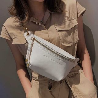 Túi da đeo chéo bao tử màu trắng, hàng quảng châu cực trend