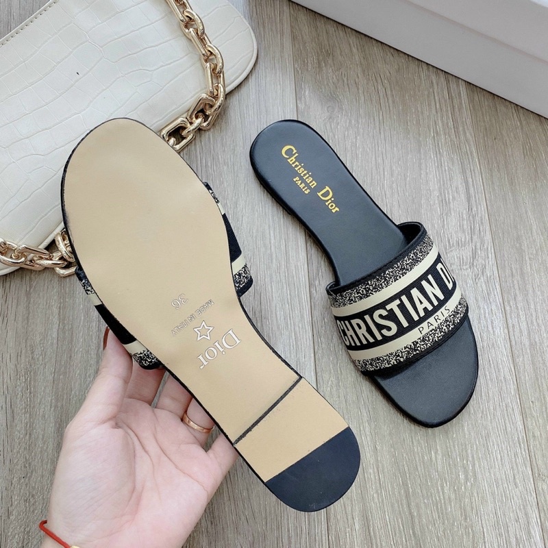 Dép dior quai ngang không kèm hộp