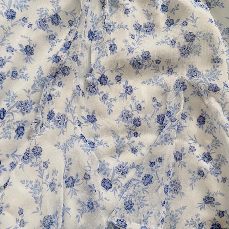 Bộ Jumpsuit hoa nhí xanh