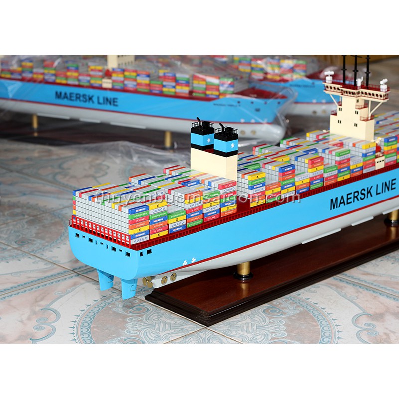 Mô hình tàu chở hàng container gỗ MAERSK TRIPLE E 100cm trang trí