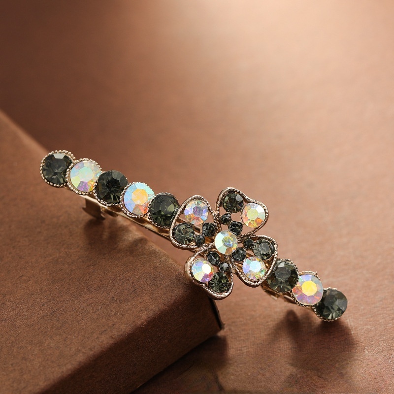 Kẹp Tóc Nửa Hình Bướm Đính Ngọc Trai