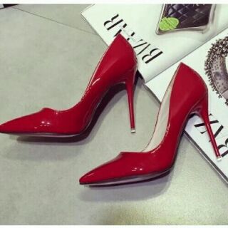 GIÀY CAO GÓT LOUBOUTIN 9P