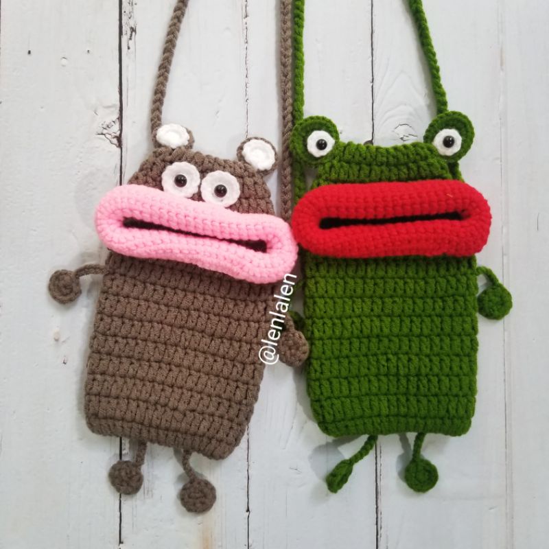 Túi đeo chéo hình thú môi mọng đựng điện thoại móc bằng len handmade