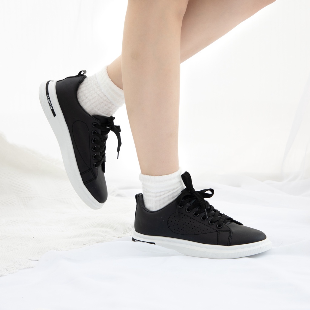 Giày MWC 0594 - Giày Thể Thao Nữ Da Đế Bằng, Giày Sneaker Nữ Basic Năng Động Thời Trang