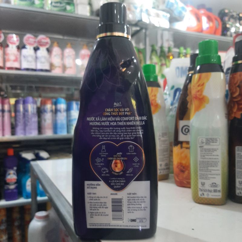 Nước xả vải Comfort hương nước hoa thiên nhiên bella chai 800ml