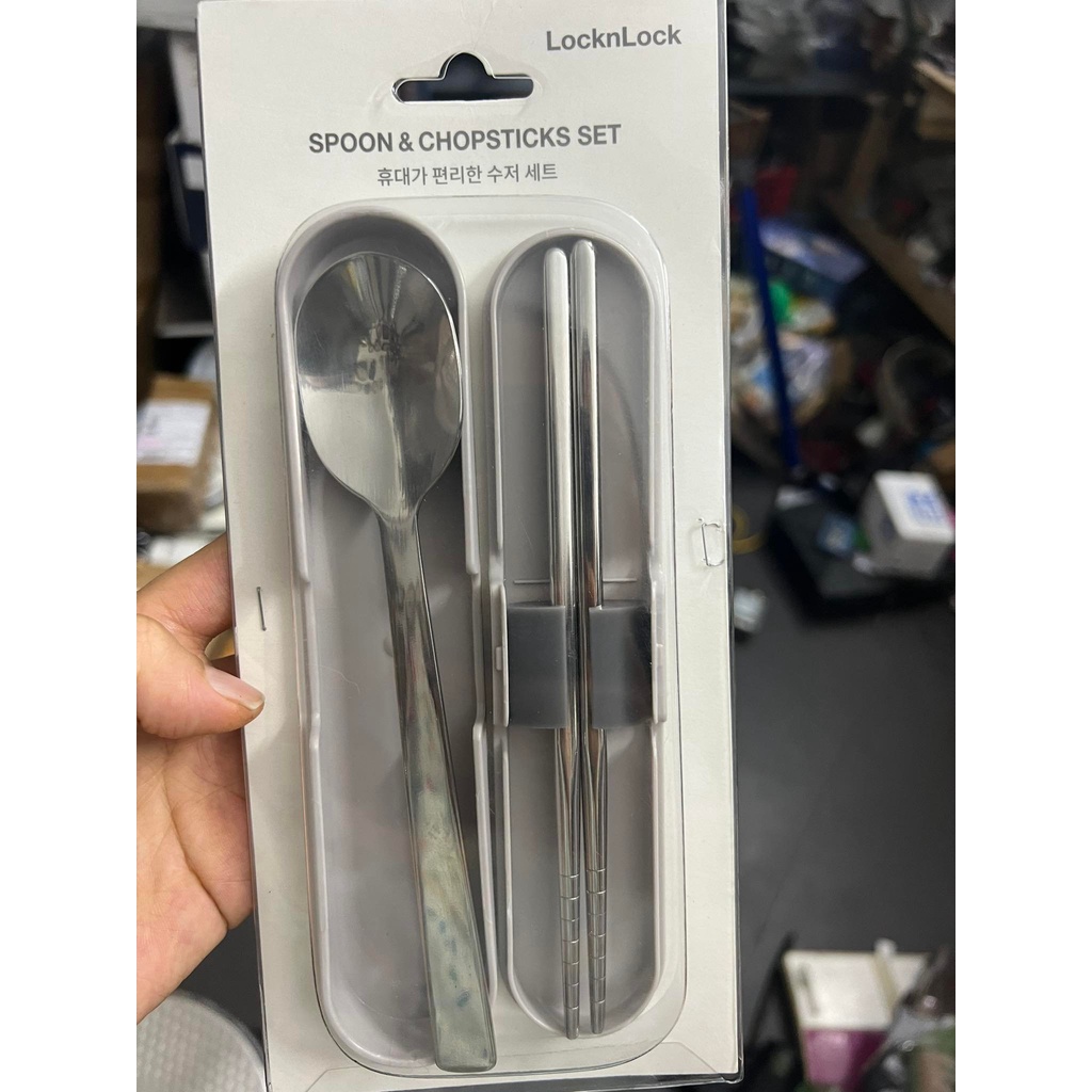 Bộ thìa  đũa bằng thép không gỉ kèm hộp đựng LocknLock HPL105