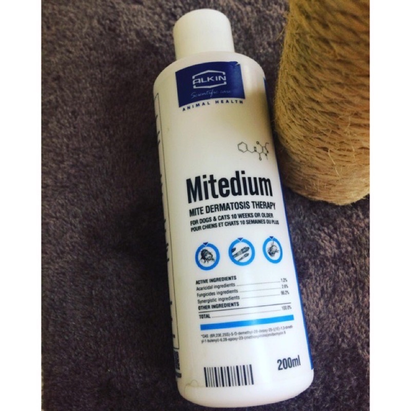 Alkin Mitedium - Dầu Tắm Viêm Da + Ve Rận Chó Mèo