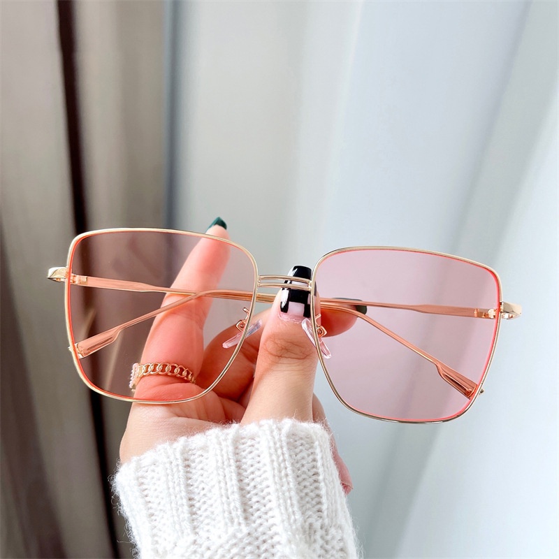 Kính Mát Gọng Vuông Kim Loại Màu Gradient Thời Trang Cho Nữ