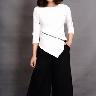 Áo vạt chéo dáng ôm khoá kéo 