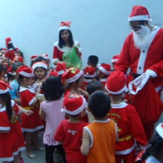 Ảnh thật. combo Bộ quần áo ông già noel cho bé màu đỏ