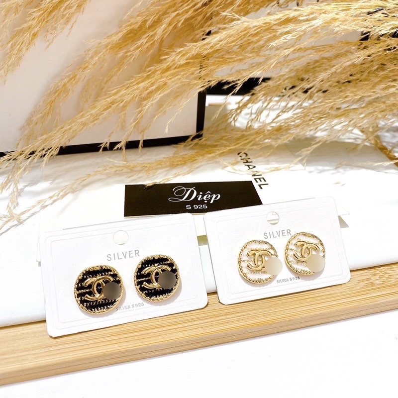 Bông tai chan€nl đá trắng bản víp không phai màu