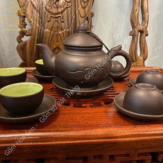 Bộ ấm trà tử sa Bát Tràng dáng chóp màu đen 350ml