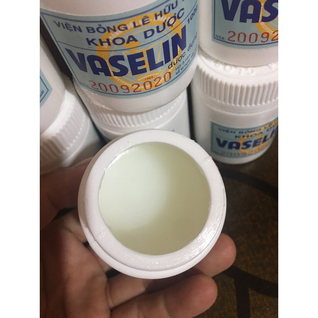 Kem Dưỡng Ẩm Vaselin Viện Bỏng Quốc Gia Hộp 100g, Sáp Chống Nẻ Làm Mềm Da An Toàn Cho Trẻ Nhỏ | BigBuy360 - bigbuy360.vn