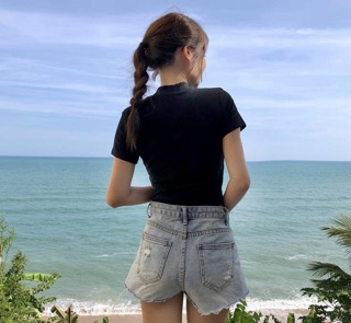 Áo croptop đan dây bụng cực chất