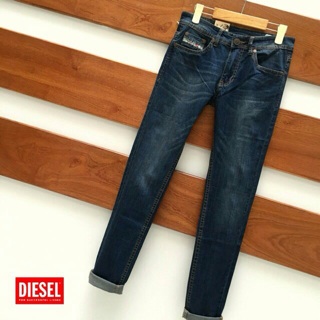 Jeans nam Diesel