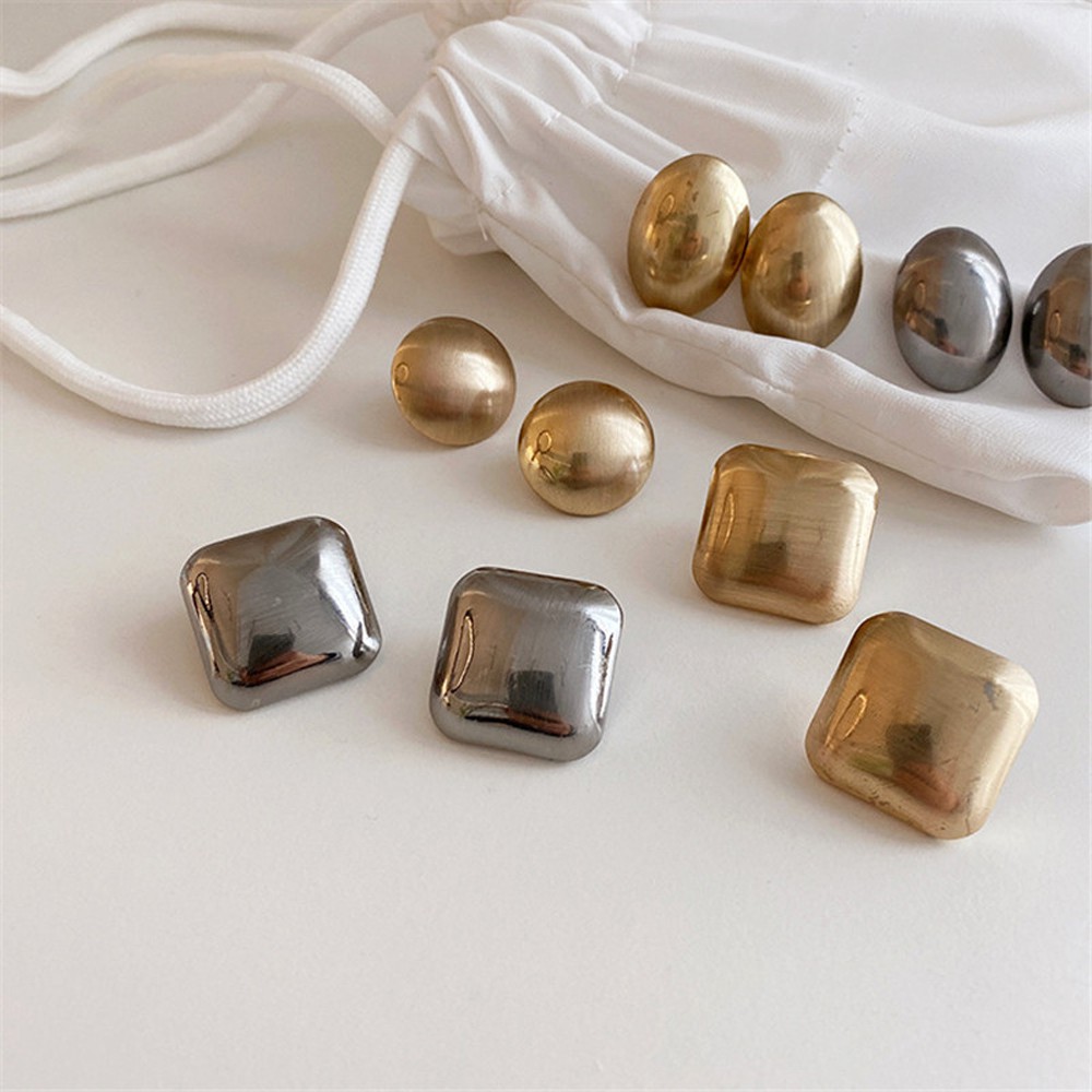 Khuyên tai nữ kiểu dáng hình học thời trang