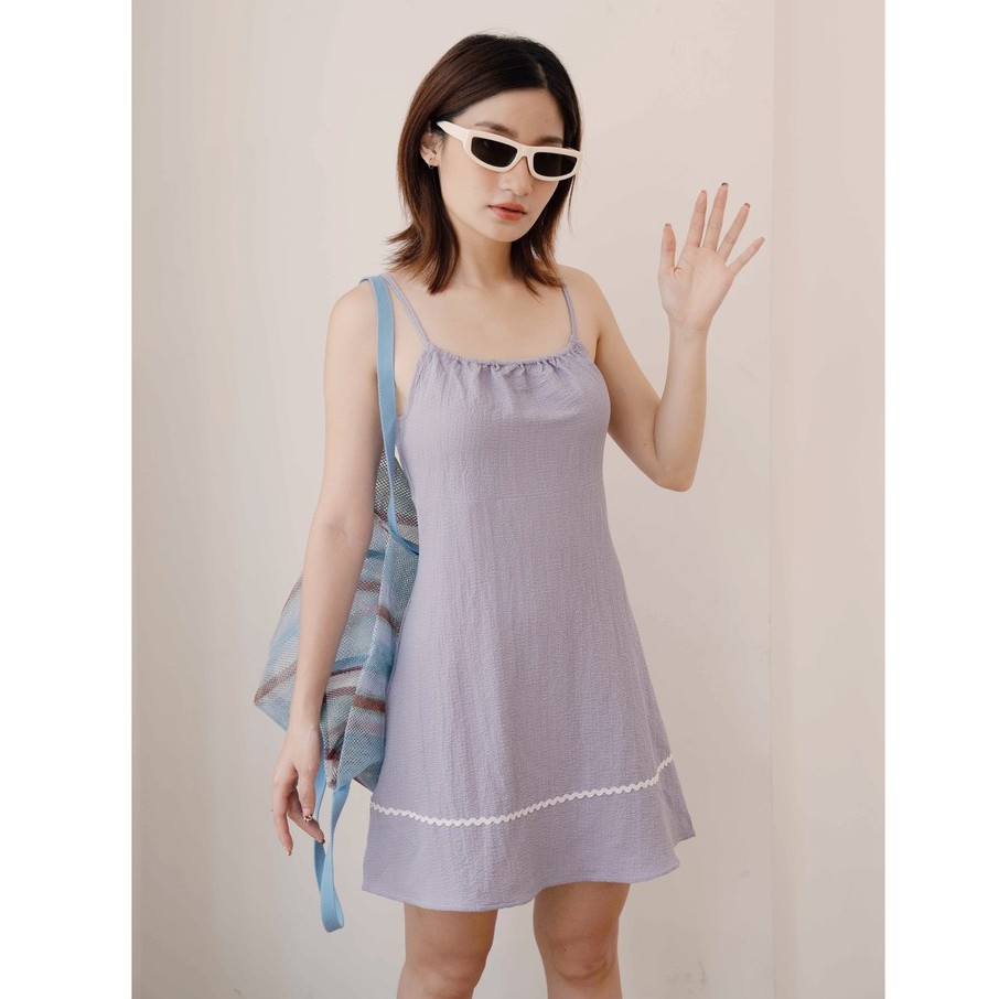 KUCHIMACHIC - Váy hai dây chất đũi xốp, chiết eo, điệu đà nữ tính, phù hợp đi chơi đi cà phê kuchimade KUV01 | BigBuy360 - bigbuy360.vn