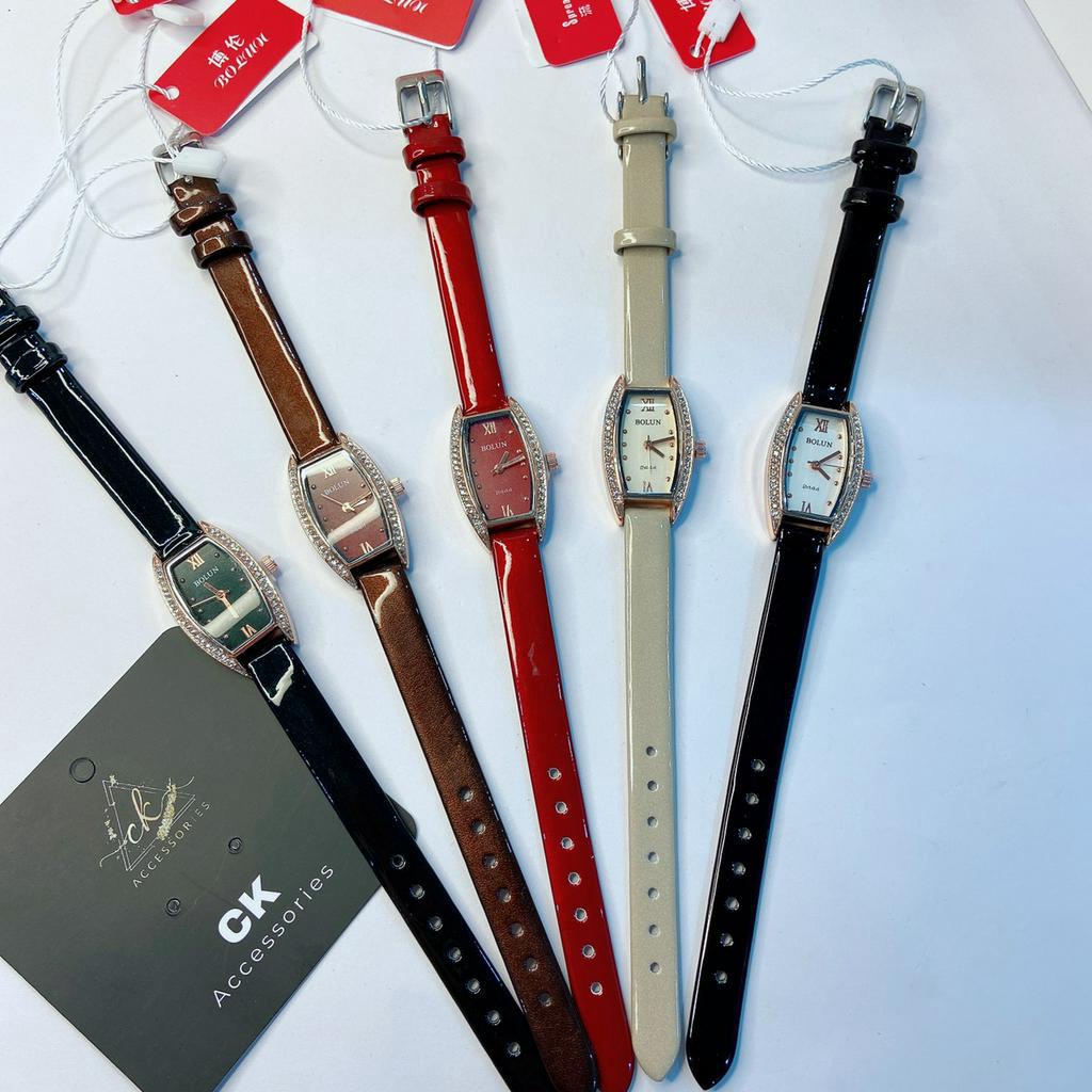 Đồng hồ nữ Bolun dây da mặt hình thùng rượu viền đá ảnh thật