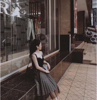 Áo 2 dây ren viền