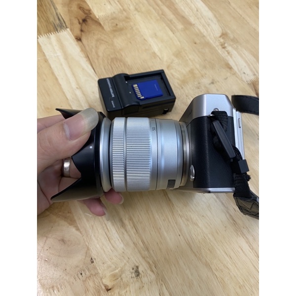 Máy ảnh Fujifim XA3 kem kit đa dụng