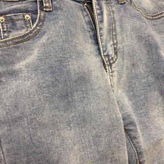 Quần Jeans ống loe ( Không rách )