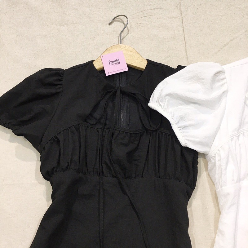 Váy ngắn nhún ngực cổ cột nơ | BigBuy360 - bigbuy360.vn