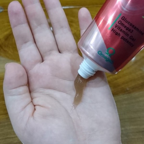 Dầu xoa bóp xương khớp Glucoaid & Omega3 Cream Hàn Quốc