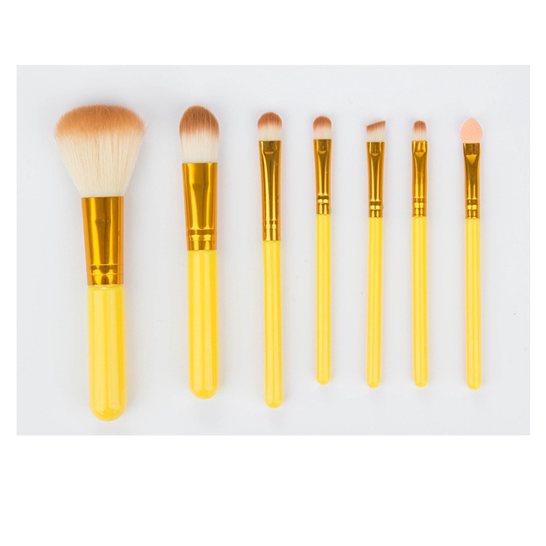 Set 7 cọ trang điểm mắt lông mềm Colorina