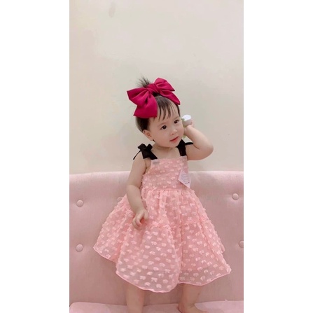 Váy hai dây hồng tơ ngọt ngào đáng yêu cho bé