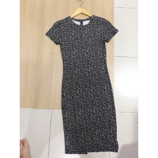 Đầm body f21 dư xịn