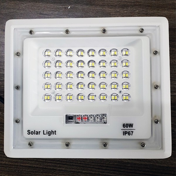 Đèn năng lượng mặt trời đèn siêu sáng mắt thấu kính  độ sáng cao 500W 300W 200W khung nhôm chống nước bảo hành 2 năm